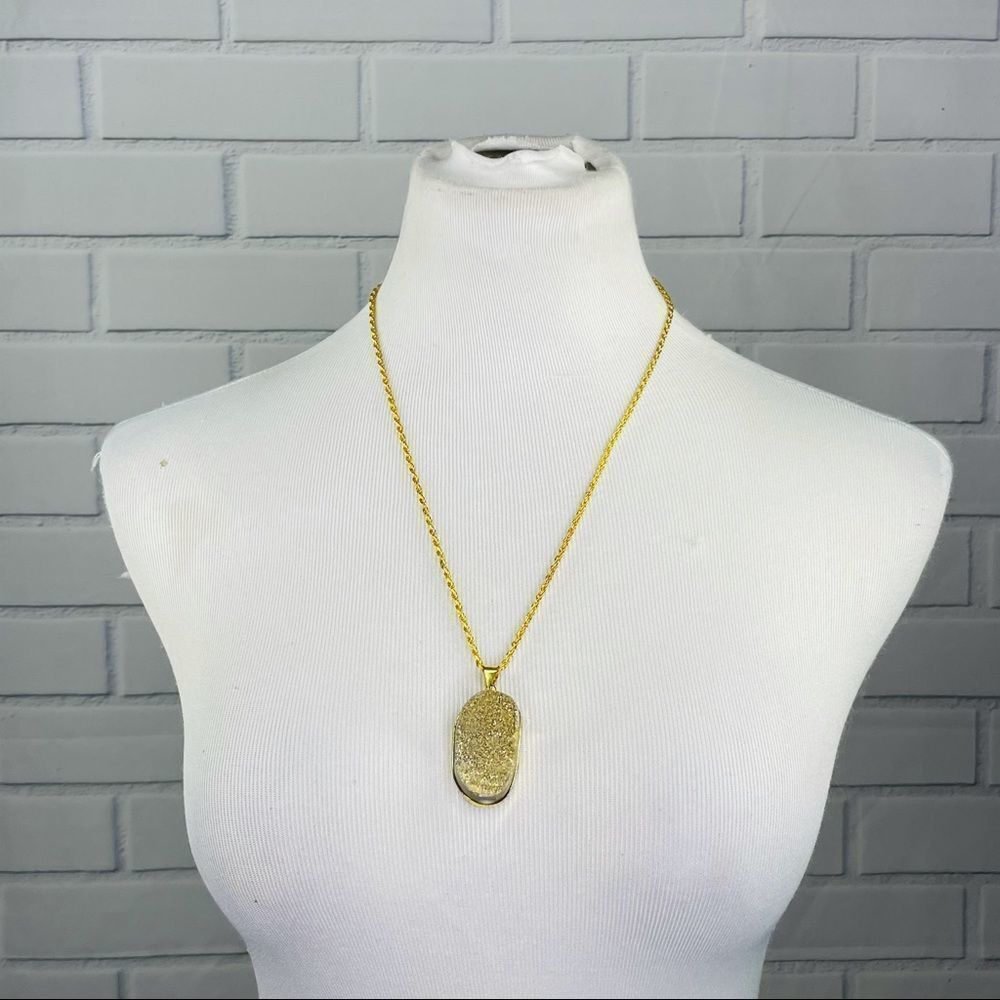 10/$25🦋 T&J Designs Gold Metallic Druzy Pendant